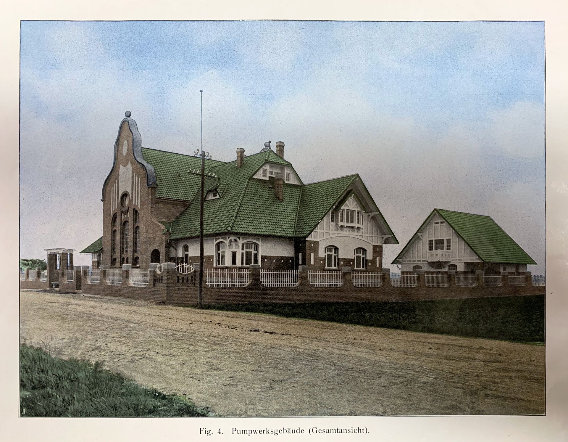 Historisches Foto des Pumpwerksgebäude des Wasserwerks Osthofen (Gesamtansicht)